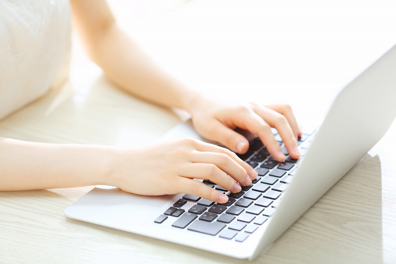 ノートPC操作中